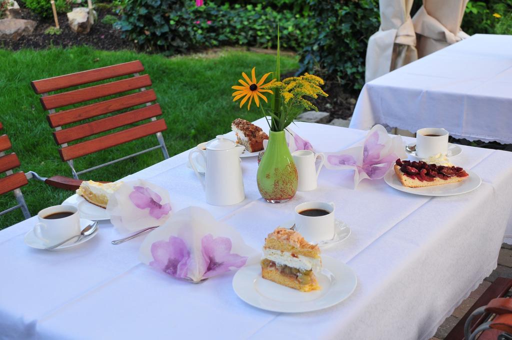 Hotel Tannenhof Bad Wünnenberg Kültér fotó